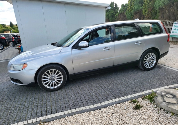 Volvo V70 cena 28500 przebieg: 235120, rok produkcji 2009 z Łańcut małe 529